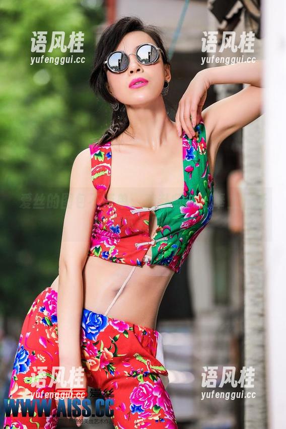 爱丝的图包不简单：美卦师诚心奉上，赶紧下载吧！