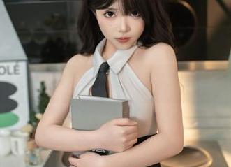 Bangni邦尼的“家有女仆”全套写真，完全颠覆我的想象