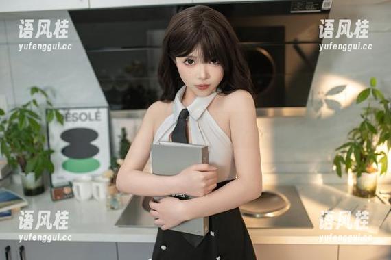 Bangni邦尼 Bangni邦尼的“家有女仆”全套写真,完全颠覆我的想象