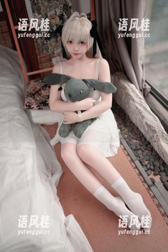 从未见过如此生动的圣诞小鹿，Bangni邦尼这组写真筛选得真不错。
