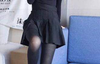 BoBoSocks袜啵啵 - 天蓝袜子+泡芙=眼花缭乱的美图合集，没道理不爱这种简单快乐！
