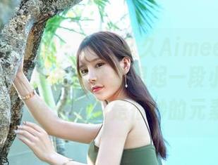 Feilin嗲囡囡 - 翻开久久Aimee的短裙写真图册，莫名的让我想起一段小时候的回忆，裙子真的是很妙的元素。