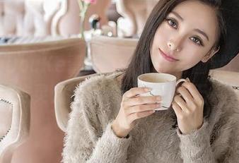 QingDouKe青豆客 - 奶牛与幽默感：娜依灵儿的写真原图趣味无穷