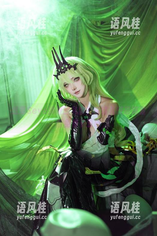 Seya狮砸 想要Seya狮砸的礼服?来这儿获取限量版免费资源呗