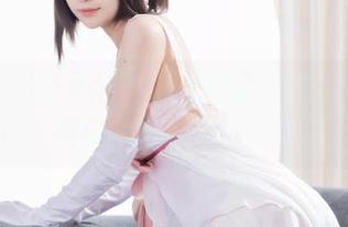 作品《妹妹》我看了数遍的Shika小鹿鹿图包，难道只有我一个人被圈粉？