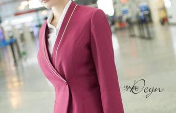 TGOD推女神 - 不同风貌的岑苑之barbiebaby：她的皮衣图集，各种定制都蕴含着一种无声的挑衅。