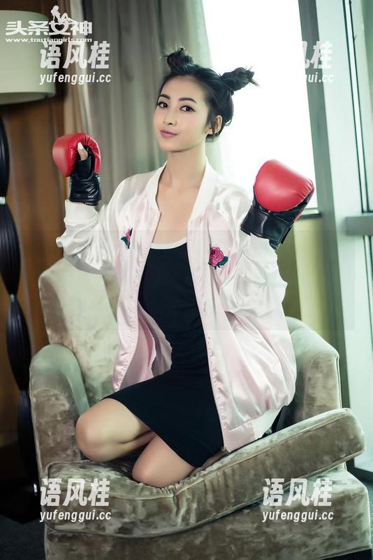 TouTiao头条女神-刘瑾希 TouTiao头条女神 - 不得不提的最新图集,刘瑾希在家日常,居家whodoesn’tlove?