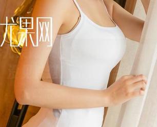 UGirls尤果网 - 白色很清新？那是因为你没见过赵颖儿美图合集！