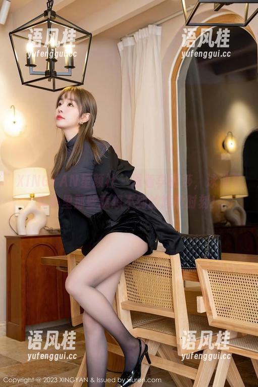 XINGYAN星颜社-李丽莎 XINGYAN星颜社 - 跟着李丽莎,泳池写真集里那些意想不到的尴尬时刻!