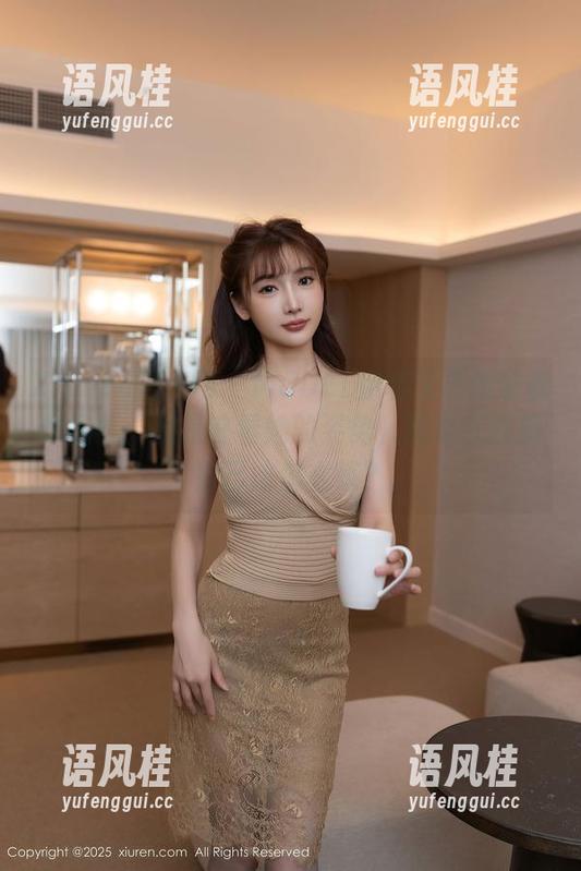 Xiuren秀人网-MODEL伊若 Xiuren秀人网 - MODEL伊若又更新瑜伽作品集:我是在看她的姿势,还是在捉摸自己该怎么练?