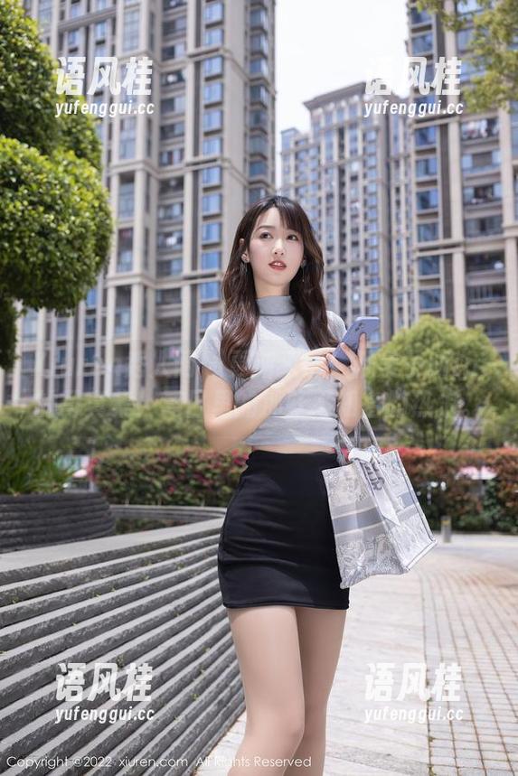 Xiuren秀人网-糯美子Mini Xiuren秀人网 - 更新来啦!糯美子Mini的写真集!夏日里的那些不知名的热浪。