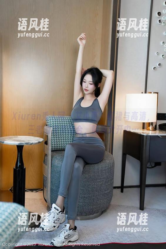 Xiuren秀人网-艾小青 Xiuren秀人网 - 艾小青、红裙与高清,三者的完美融合,脑洞大开中…