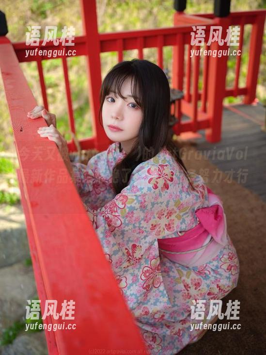 今天又被wuyo(우요)的ArtGraviaVol最新作品集给惊艳了，这得有多努力才行啊。