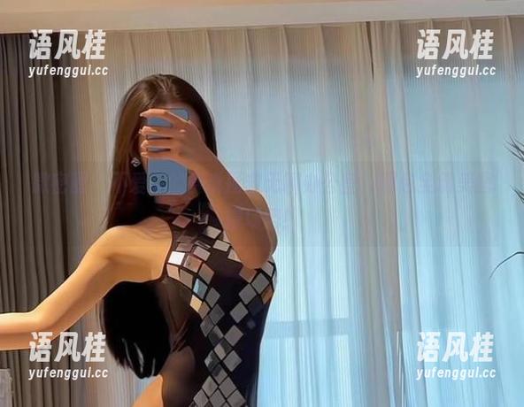 不爱笑的赛琳 微密圈 - 不爱笑的赛琳拯救无聊办公室,图包全靠美图撑场势!