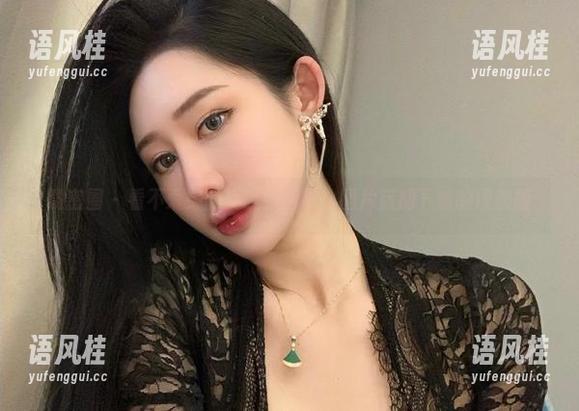 不爱笑的赛琳 微密圈 - 看不爱笑的赛琳穿网袜,图片簇拥下载的理想版