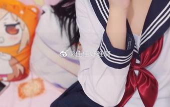 佳佳好难啊以豹纹为战袍，套图中的角色扮演能不能再狠一点？