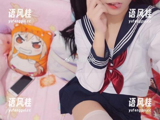 佳佳好难啊 佳佳好难啊以豹纹为战袍,套图中的角色扮演能不能再狠一点?