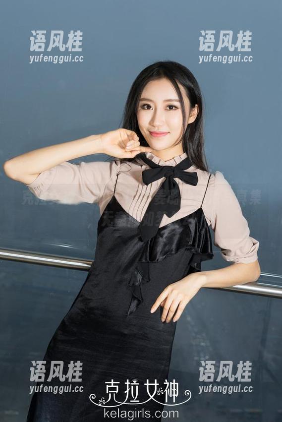 克拉女神-姜璐 克拉女神 - Divein!姜璐的泳池写真集,无意间如梦似幻