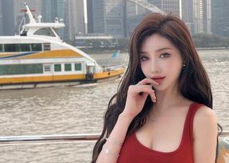 微密圈 - 周妍希的写真，粉色的涟漪让人忍不住目光游走