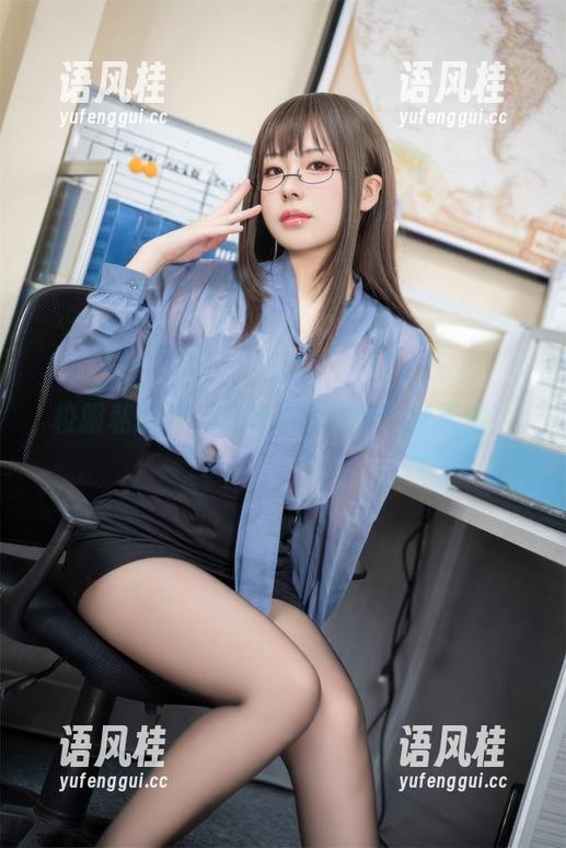校服私房秀，嗷呜虎虎的图包窜天猴！