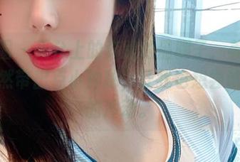微密圈 - 天台上的奔跑的晶骡子，美图私拍竟然带出点小神秘，让我也想尝试下去的冲动。
