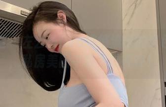 微密圈 - 左公子666悄悄流出的红色包臀，私房美图中的绝妙存在！