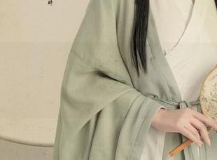 看年年Nnian制服原图，高清的惹人瞩目，完全无法抗拒！