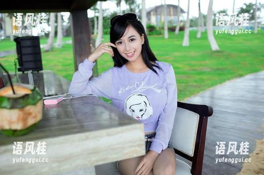 推女郎-赵惟依 推女郎 - 赵惟依晒牛仔裤,图包里居然还藏了她的穿搭秘籍!