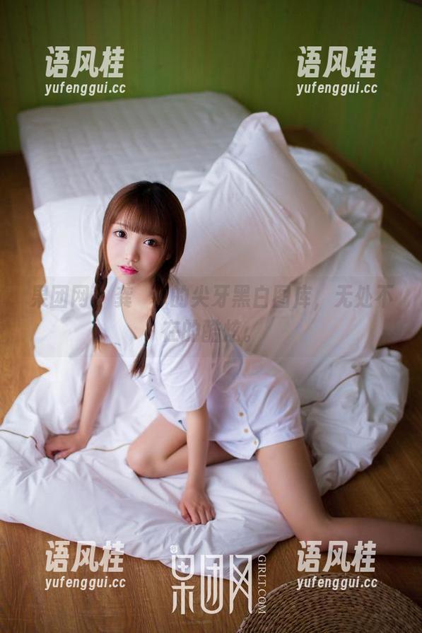 果团网 - 龚玥菲的尖牙黑白图库，无处不在的酷炫。