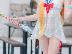 无须害羞，瓜希酱的美足图片精选，就是要你保持一双好奇的眼神来参观啊！