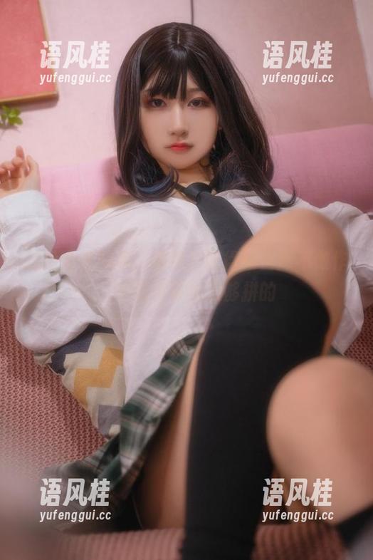疾走可可 这份全套图集,婚纱搭配得好自然不做作,疾走可可也是够拼的