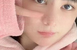 这些照片让你对眼酱大魔王w的裤里丝有新的认识...当然是从眼袋开始的！