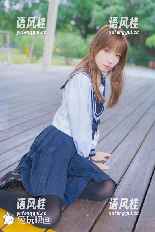 祖木子 看吧,祖木子又在推出新福利了,富贵少女图包,白丝还不来?