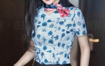 秀人网 - 在黑丝中自由游荡，福利满满的Carol周妍希写真
