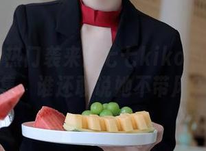 秀人网 - 热门袭来！七七kiko的红裙写真集，谁还敢说她不带风？