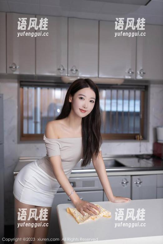 秀人网-徐莉芝Botty 秀人网 - 别让裤子束缚你,来看徐莉芝Botty的睡衣套图合集!