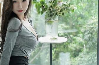 秀人网 - 晓茜sunny的泳装写真，是什么给了她这么大的自信？我也是想知道啊！