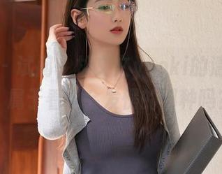 秀人网 - 试问，林文文yooki的清纯合集，属于看了会发愣的那种吗？