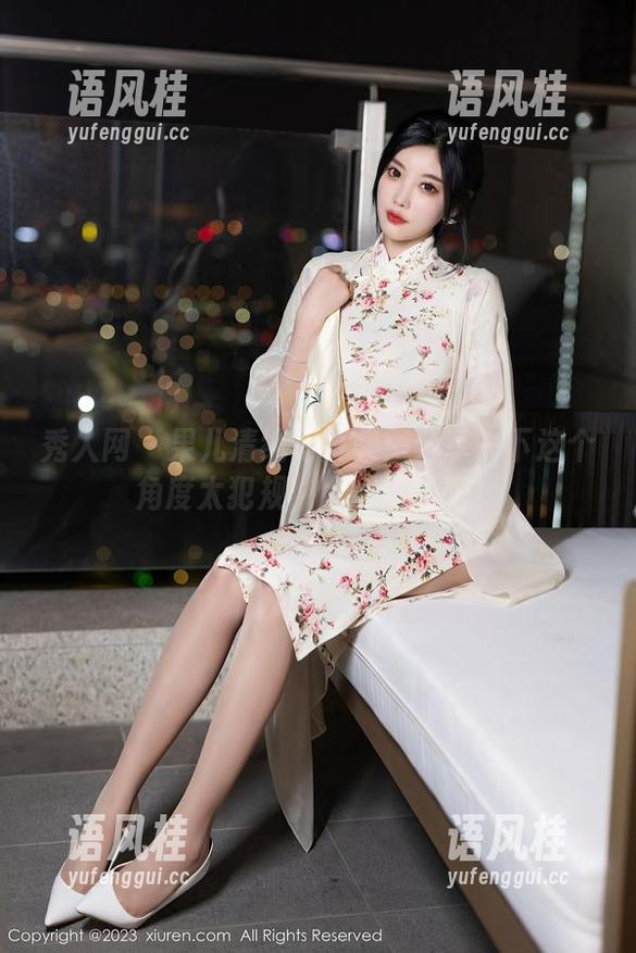 秀人网 - 果儿清纯写真集：分享一下这个角度太犯规，太好看了吧！