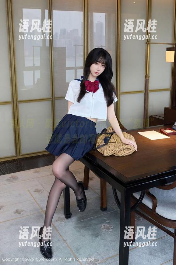 秀人网 - 果儿victoria带你看“透明”，这就是我的写真资源？
