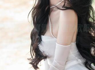 秀人网 - 靠，这高清写真里的欧阳若依让我对美脚有了新理解