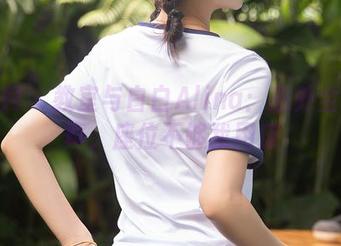 秀人网 - 教室与白白Alina：意外全套写真，座位不够我用床