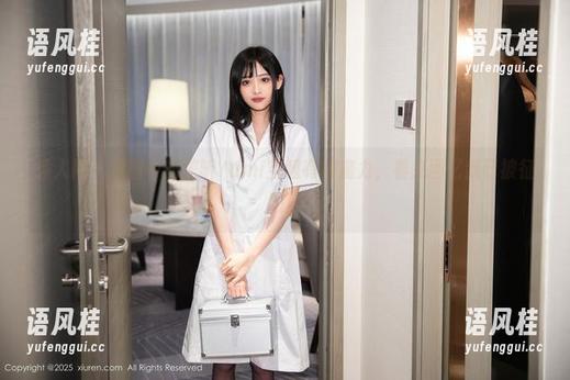 秀人网-美昕Yumi 秀人网 - 原图中的美昕Yumi空姐有种魔力,看来回忆我已被征服!