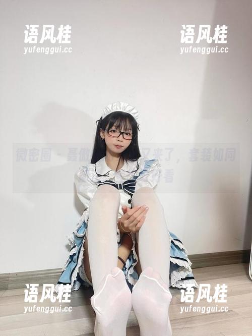 聂傲娇 微密圈 - 聂傲娇的更新又来了,套装如同魔法,变得好好看