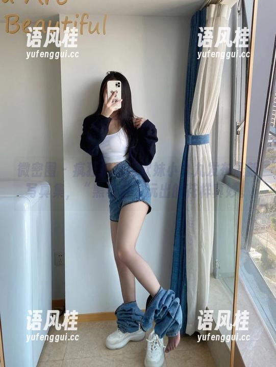 软妹小九九 微密圈 - 疯狂推荐!软妹小九九发布最新写真集,“黑与白”玩出的花样真妙。