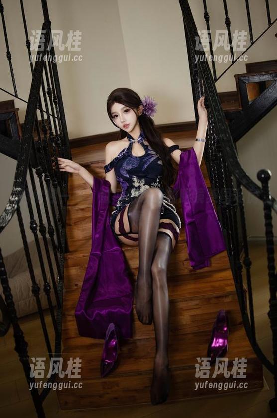 过期米线线 偷偷瞧一眼,过期米线线的眼镜美图私房展