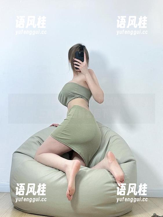 醇子小姨 微密圈 - 想要美到窒息?试试醇子小姨的三角牛仔短裤套图下载!