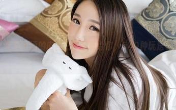 青豆客 - 把张雨涵的肉丝图包分享给你，540种玩法等着你发掘！