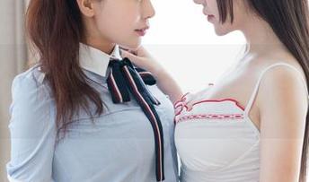 魅妍社 - 杨漫妮的浴缸奇遇：高清版水花四溅日常！