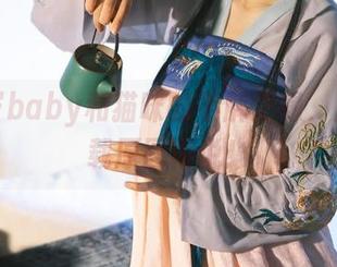 鹿八岁baby和猫咪的不解之缘，点击下载原图再说！